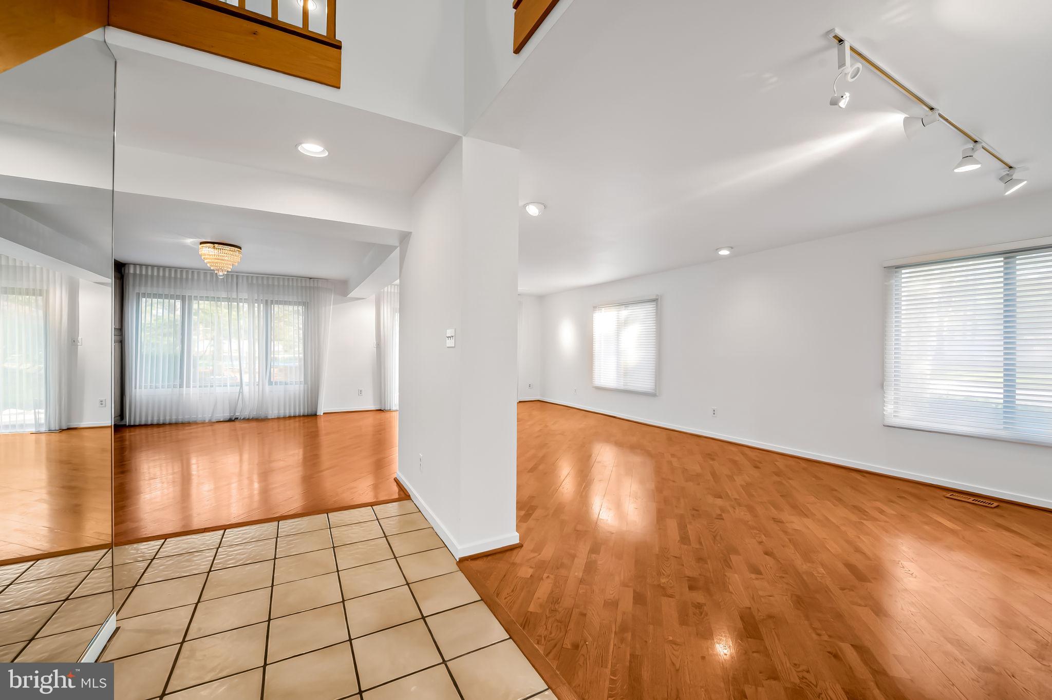 REGENCY PARK - Residential