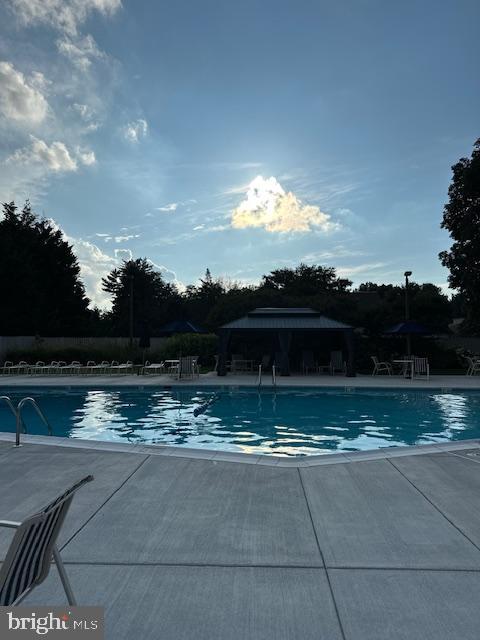 REGENCY PARK - Residential