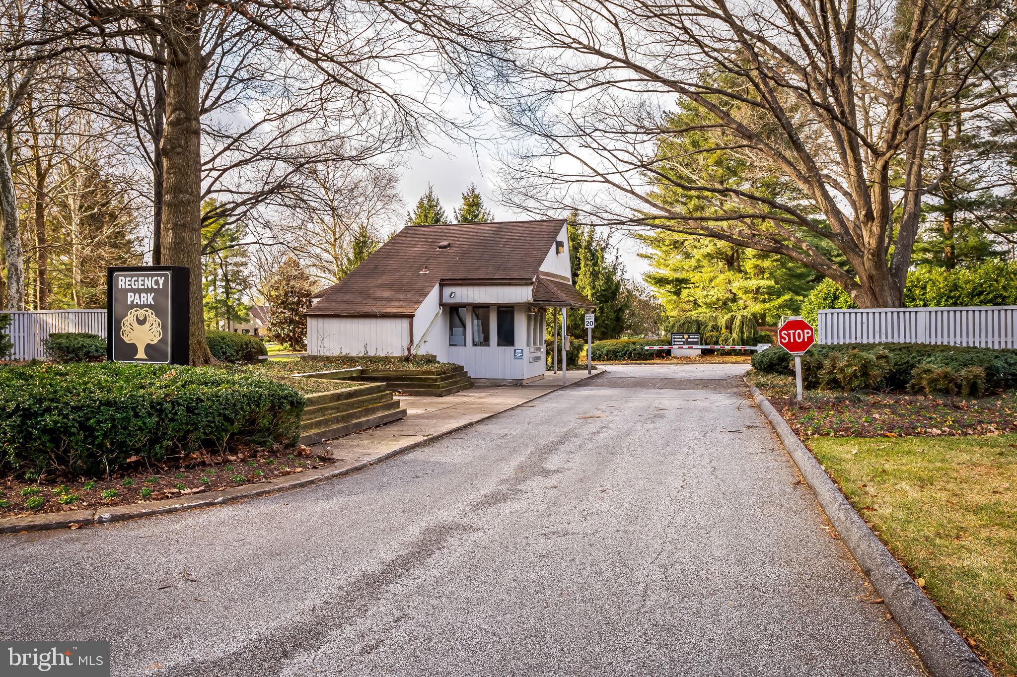 REGENCY PARK - Residential