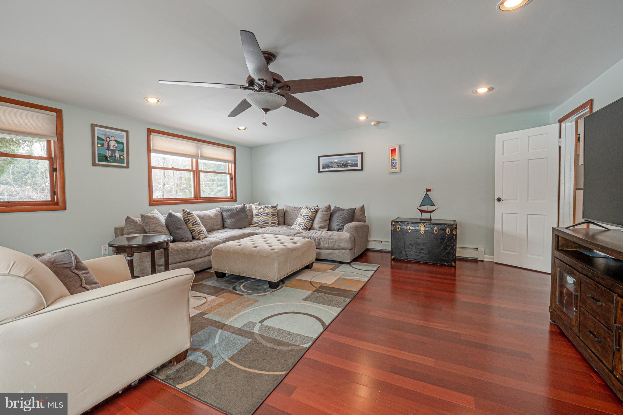 GLEN MILLS - Residential