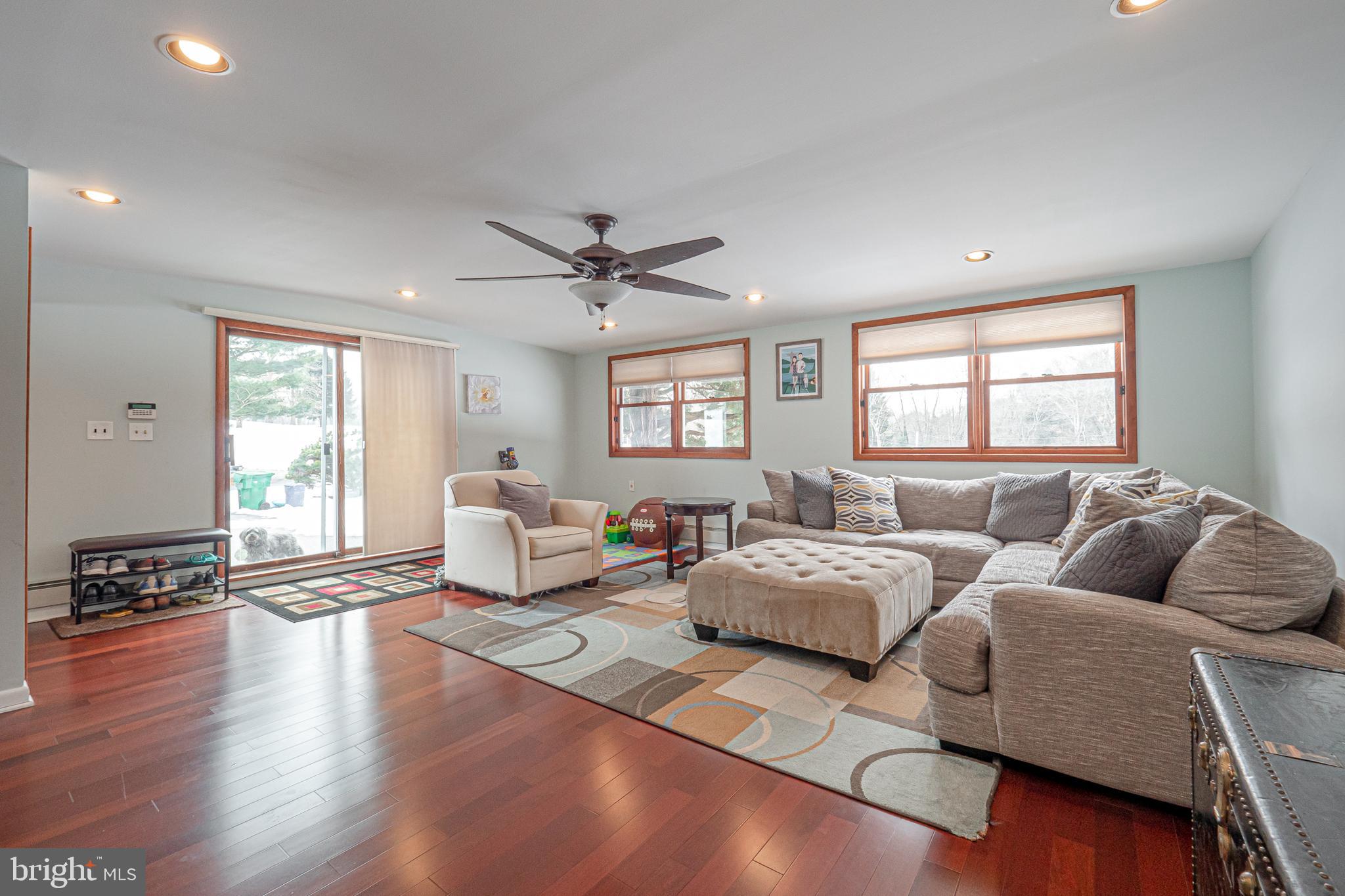 GLEN MILLS - Residential