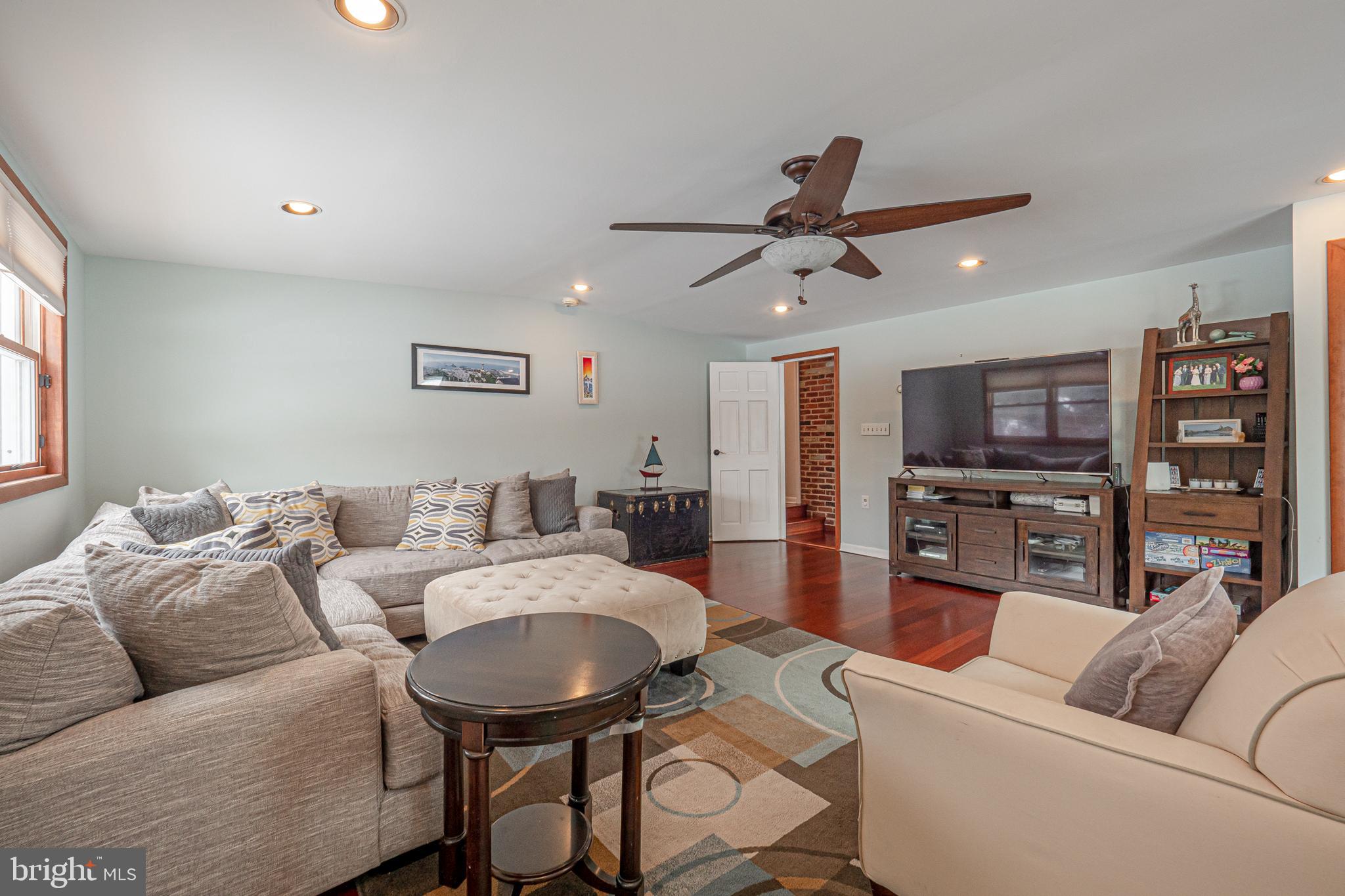GLEN MILLS - Residential