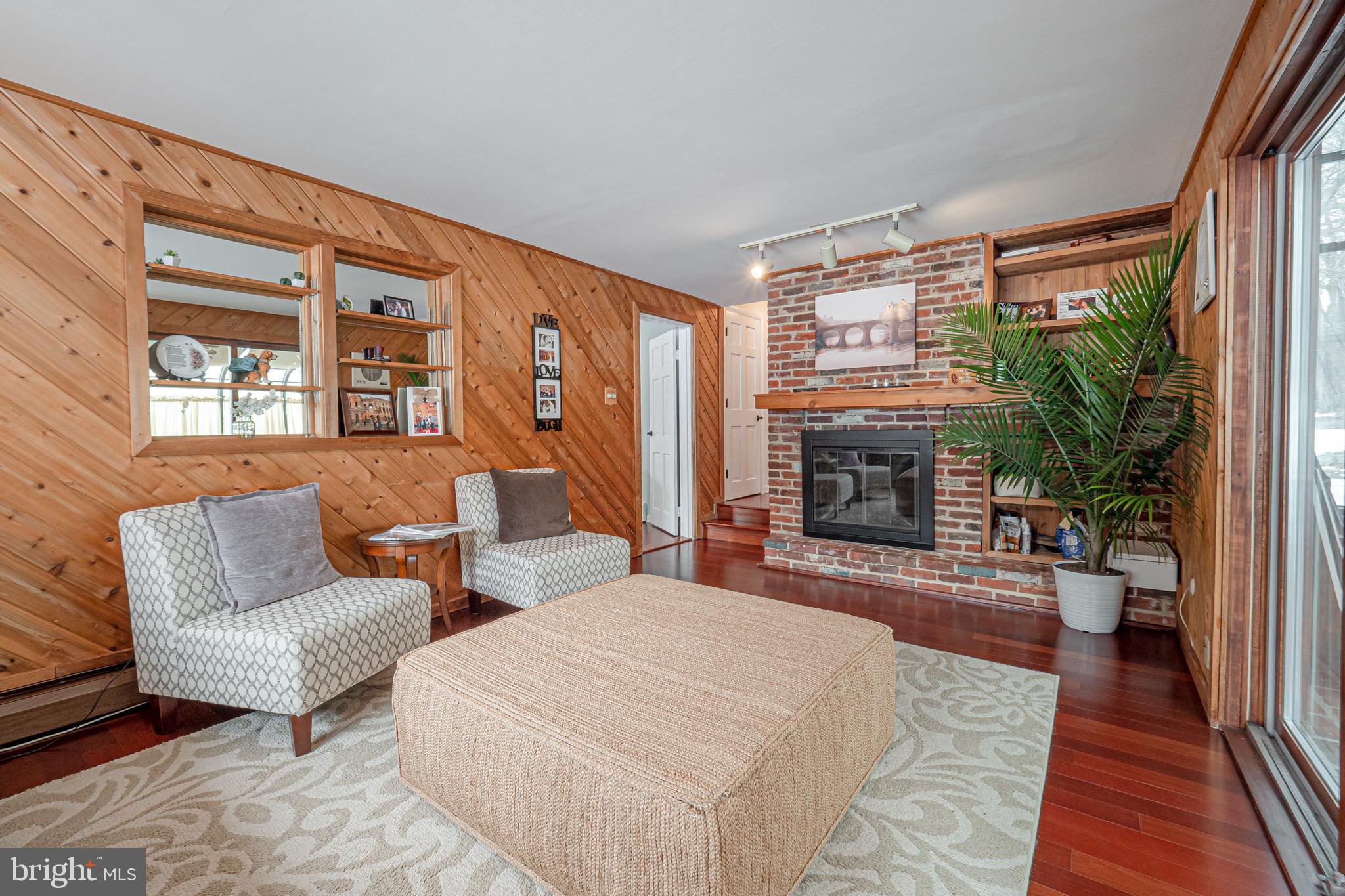 GLEN MILLS - Residential