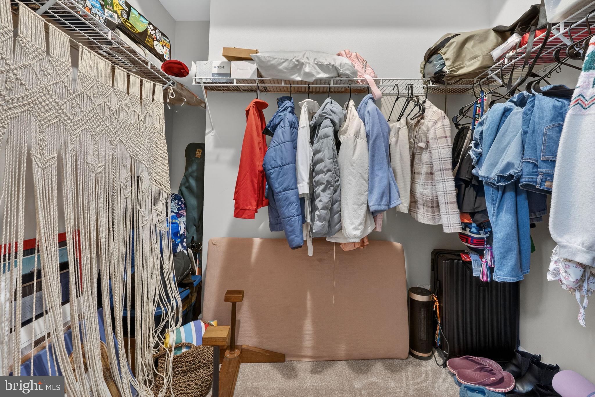 VALLEY VIEW - Residential