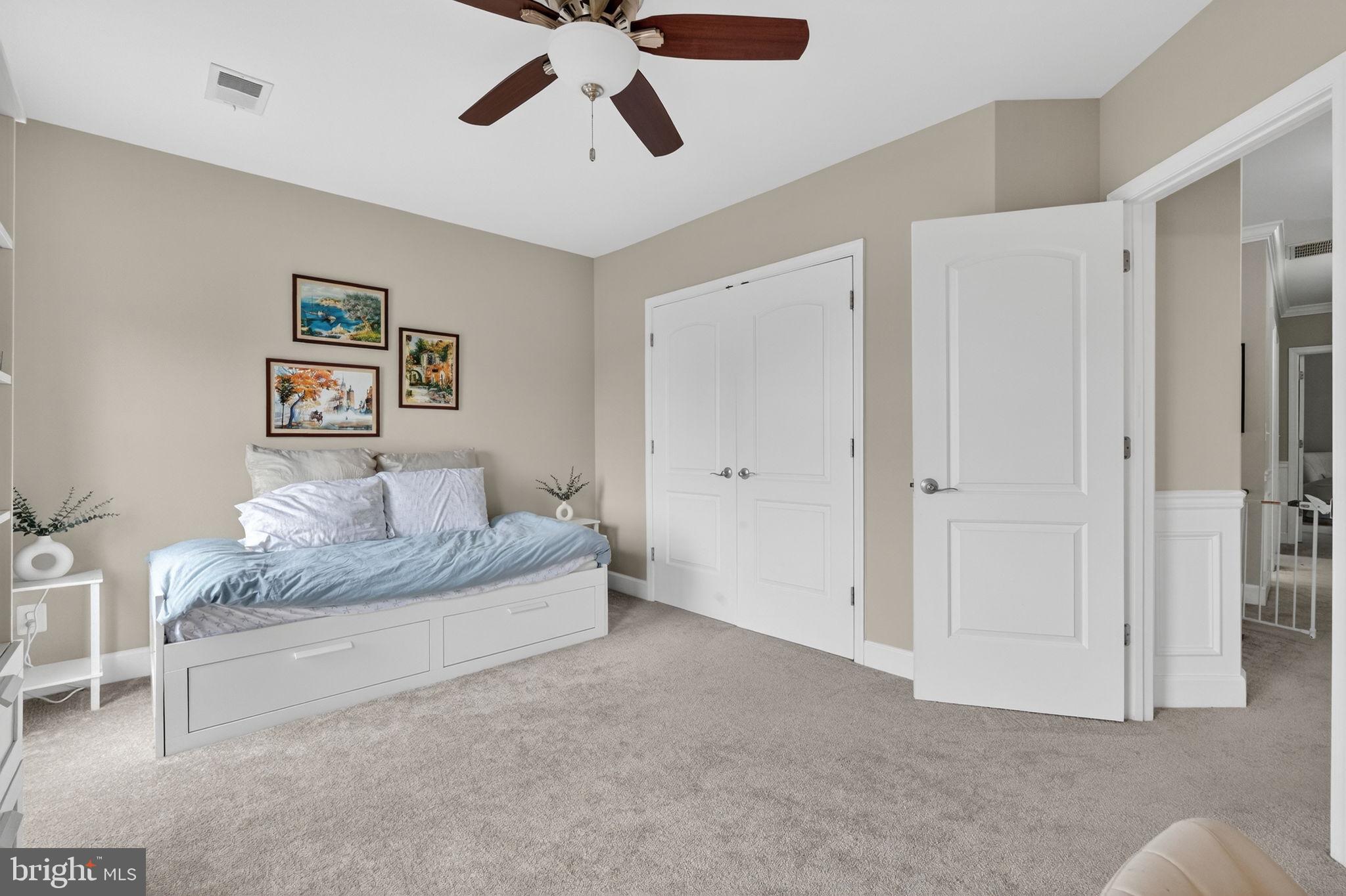 VALLEY VIEW - Residential