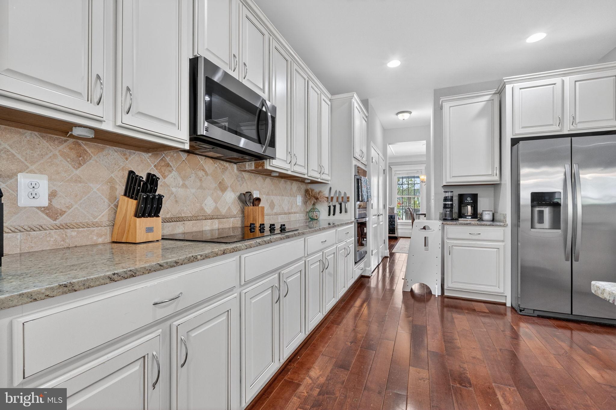 VALLEY VIEW - Residential