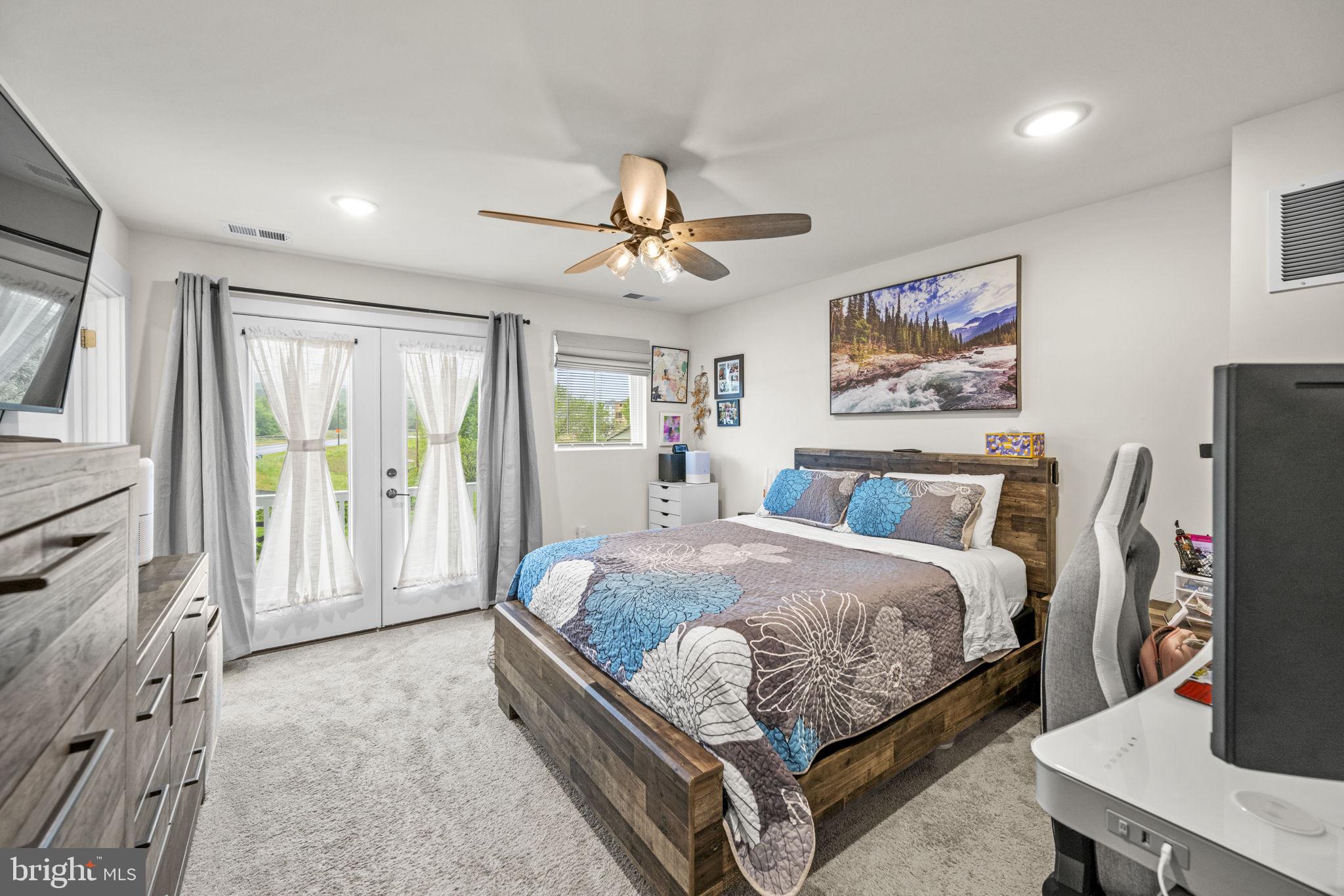 GAMBRILL VIEW - Residential