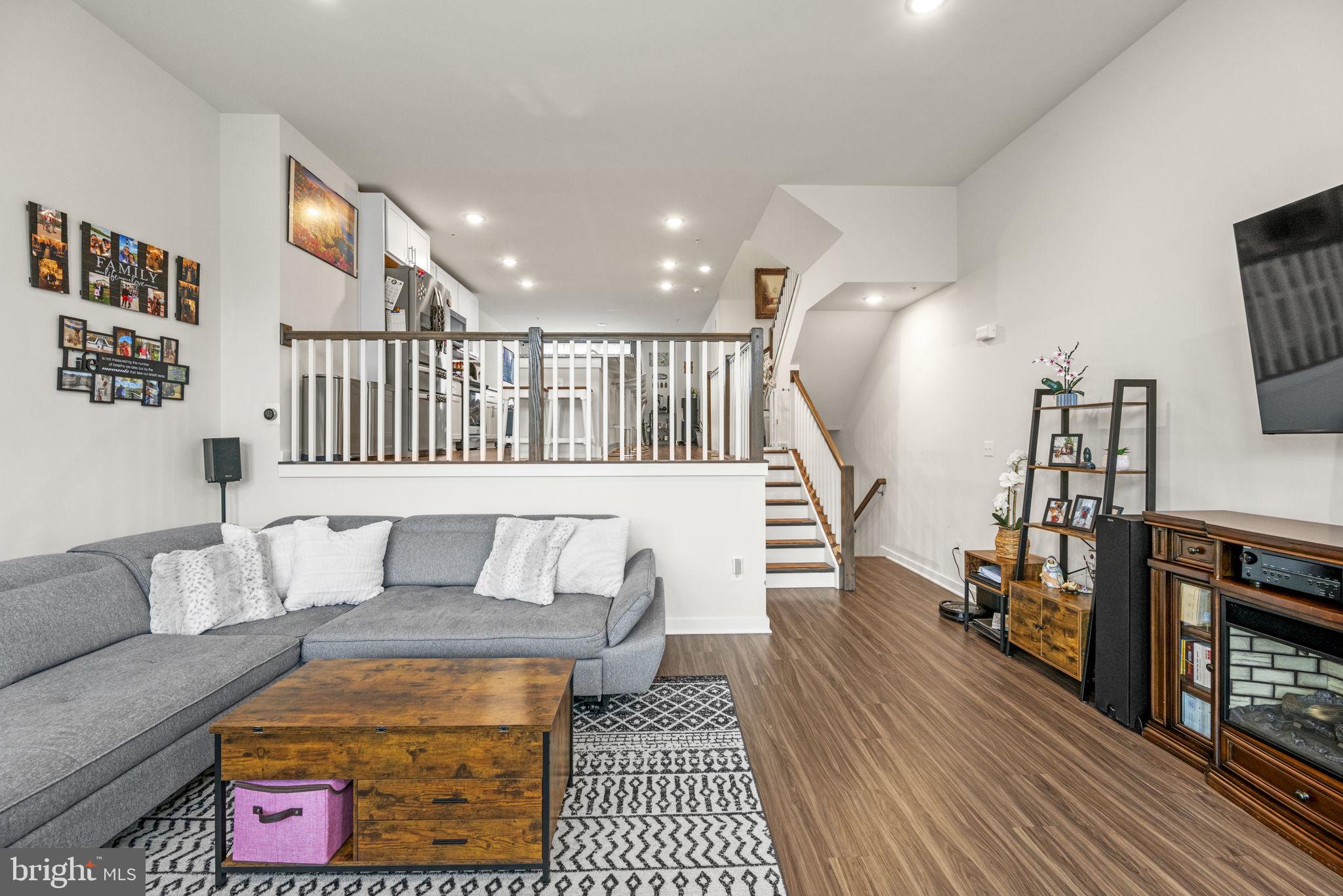 GAMBRILL VIEW - Residential