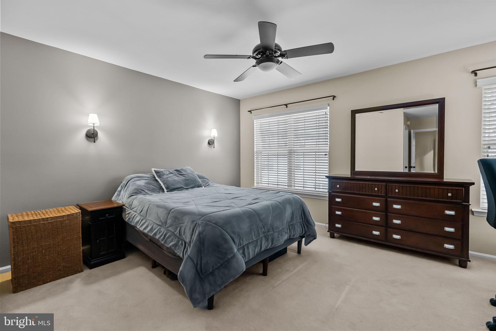 VILLAGE SHIRES - Residential