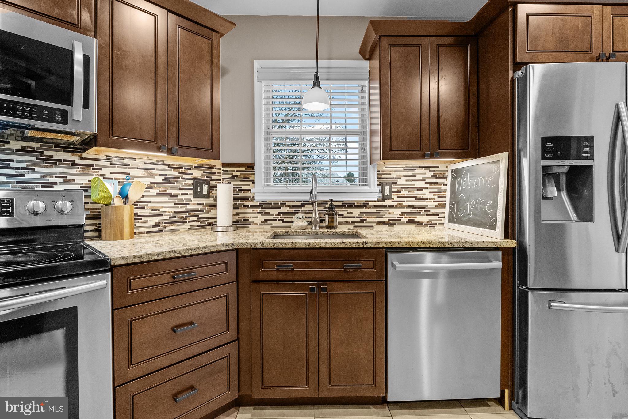 VILLAGE SHIRES - Residential