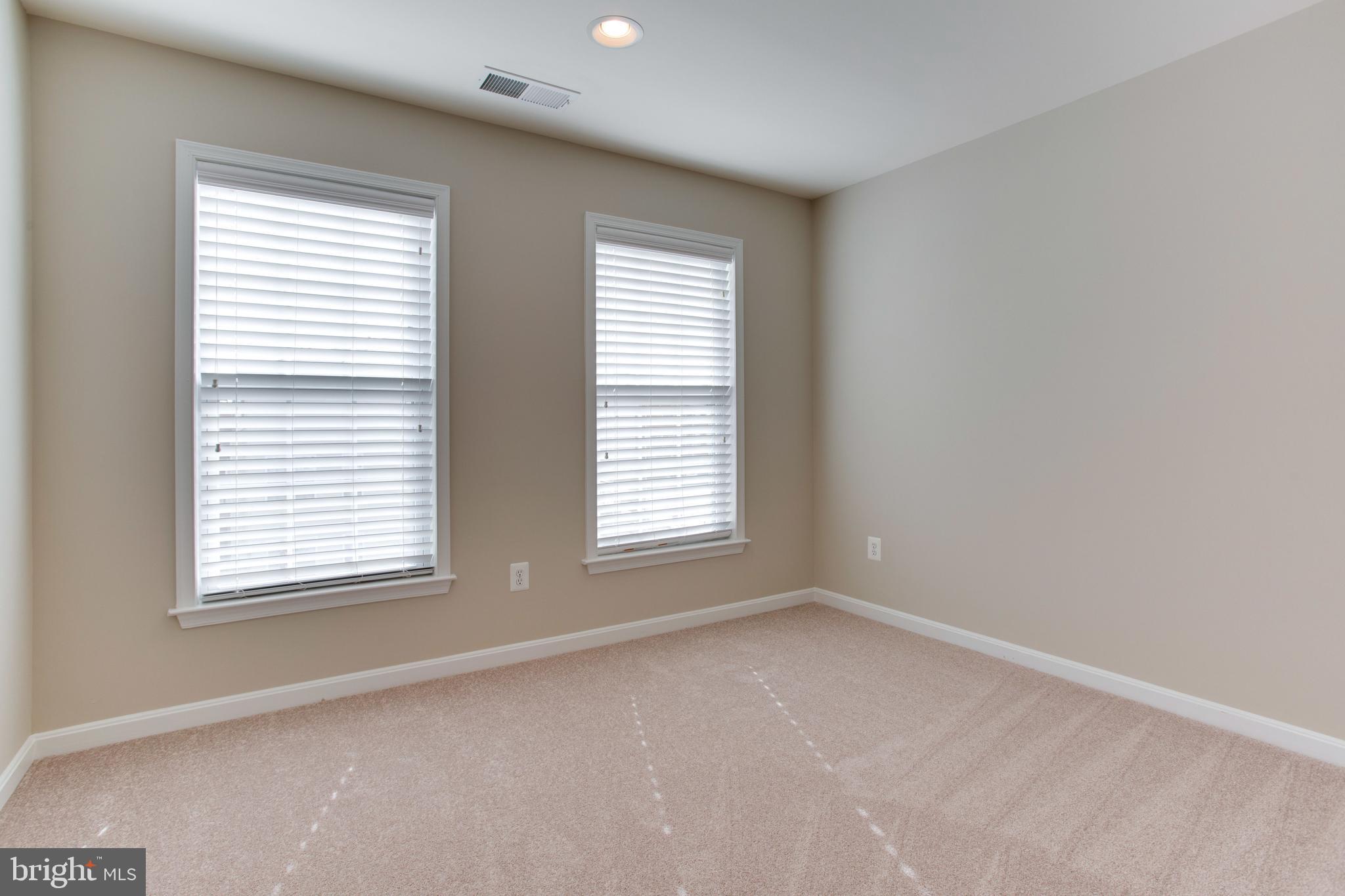 STONE RIDGE SOUTH - Residential