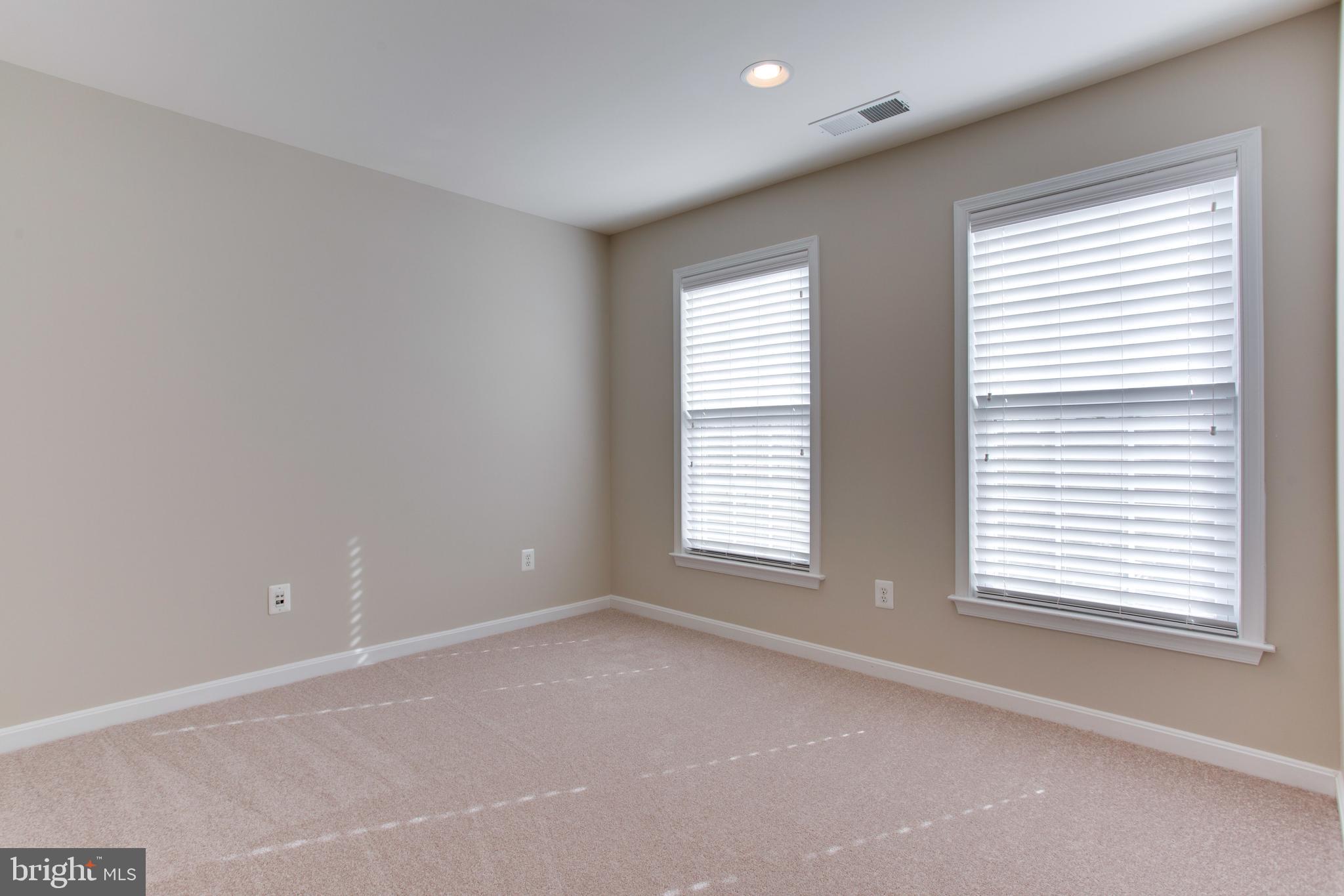 STONE RIDGE SOUTH - Residential