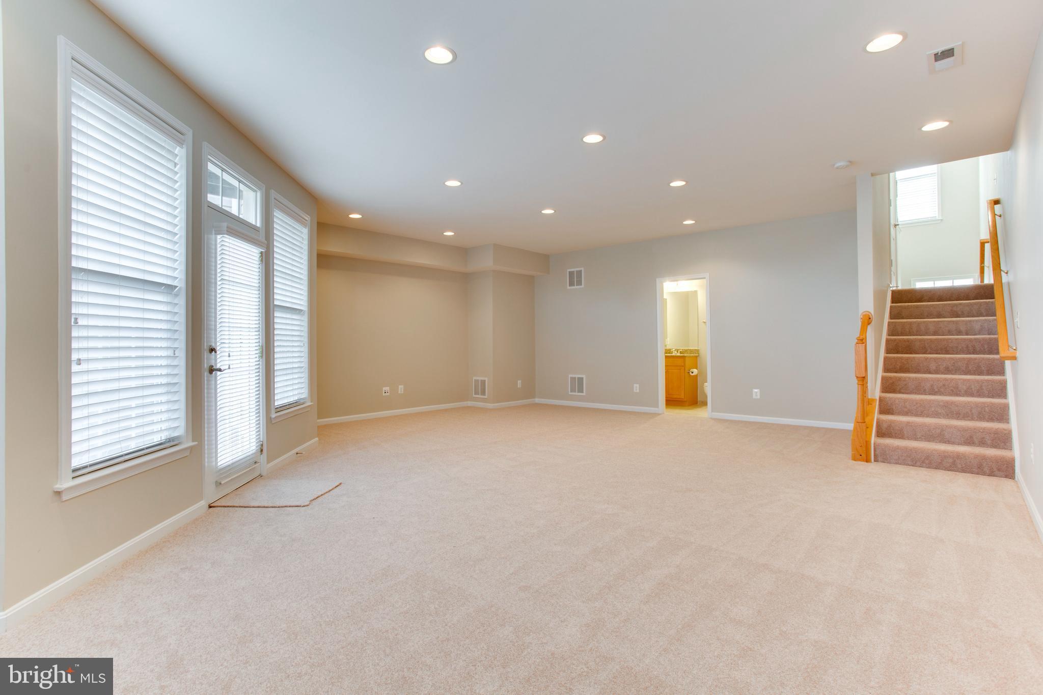 STONE RIDGE SOUTH - Residential