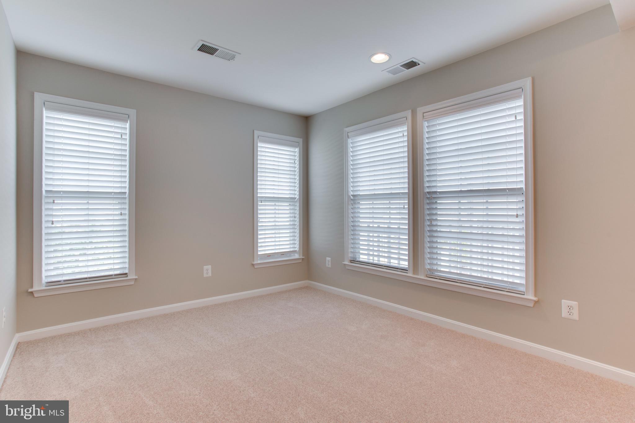 STONE RIDGE SOUTH - Residential