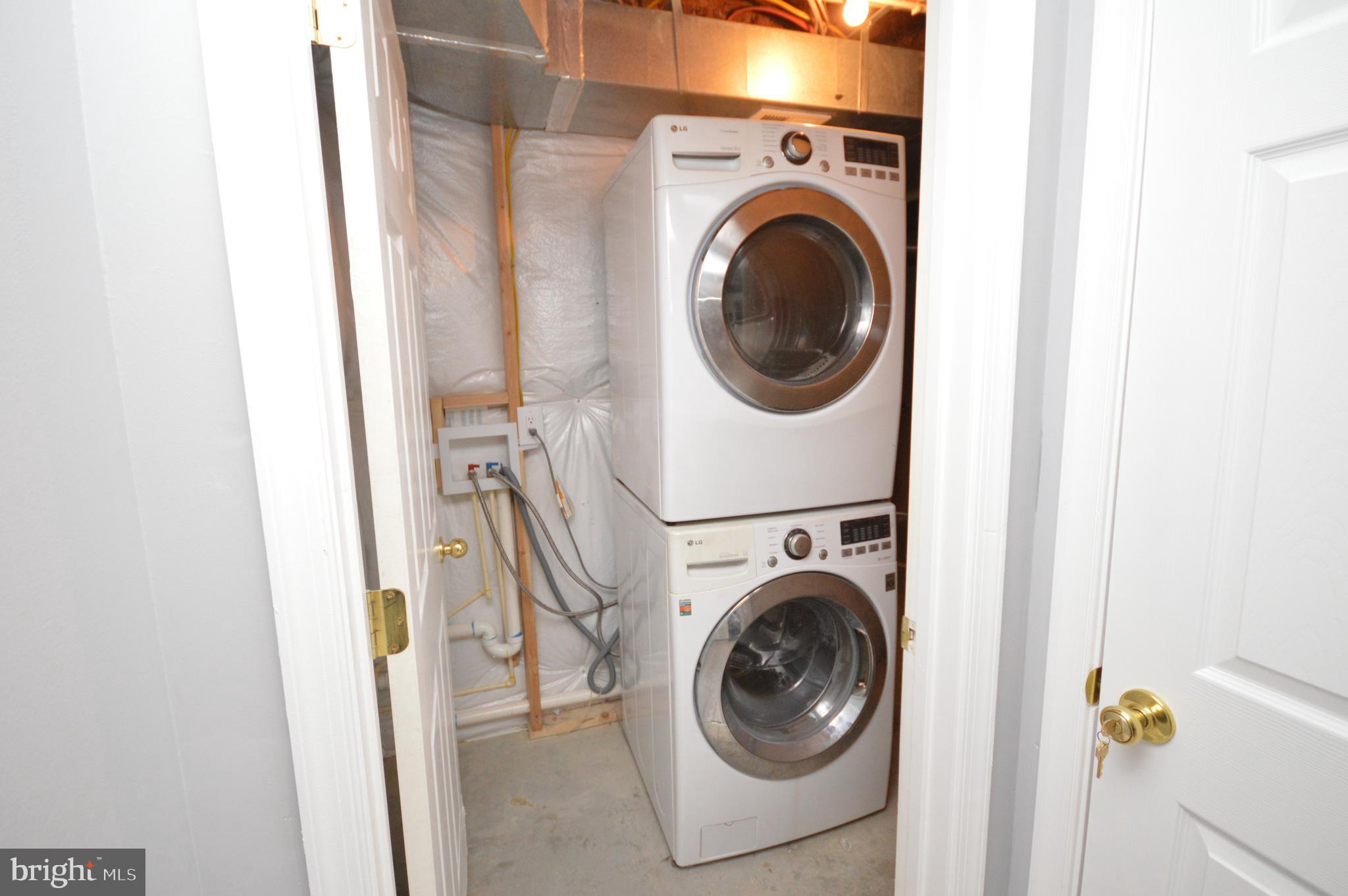 CARRIAGE HILL AT FALLS - Residential Lease