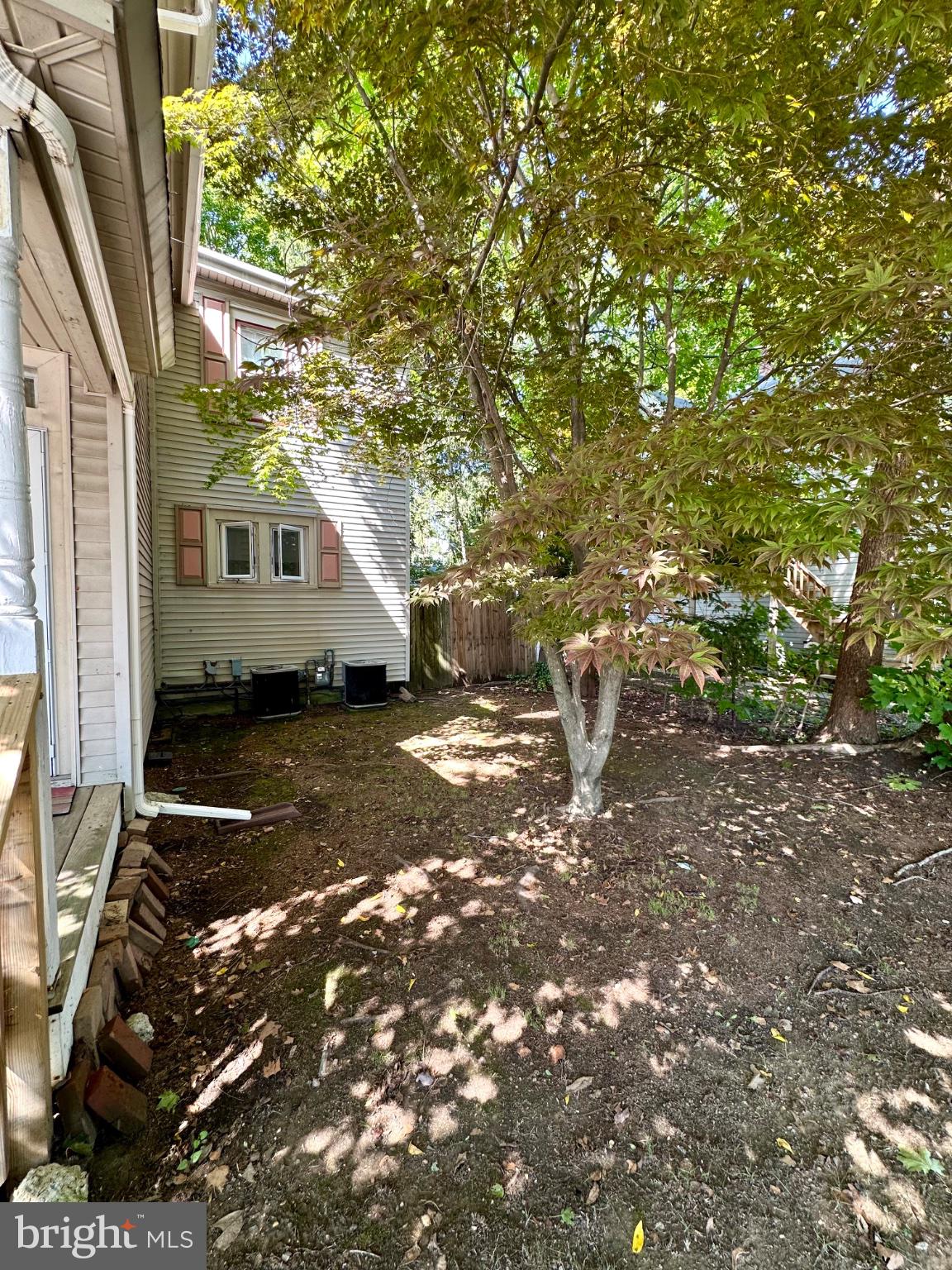 302 N BRADFORD STREET
