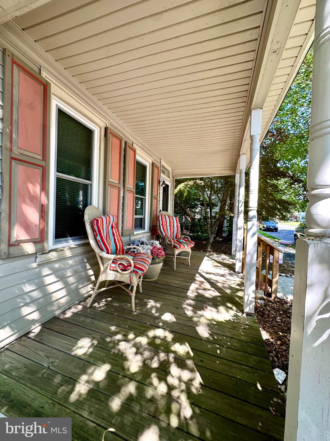 302 N BRADFORD STREET