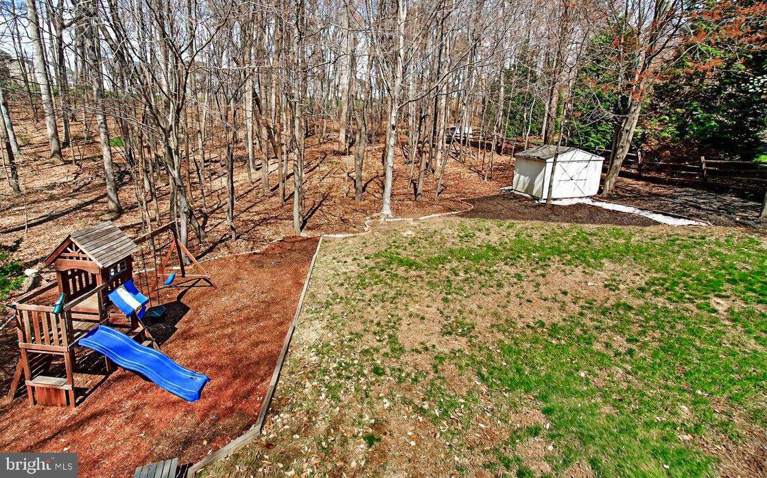 WOODS AT TAMA - Residential