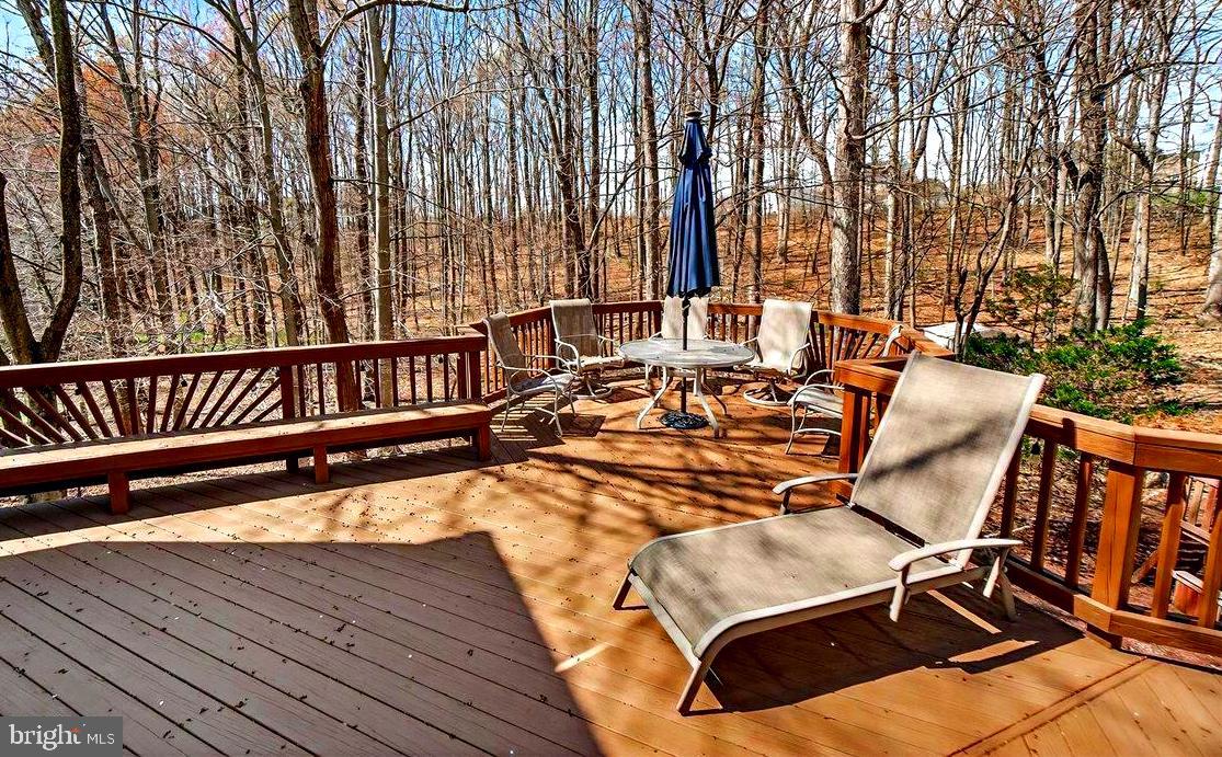 WOODS AT TAMA - Residential