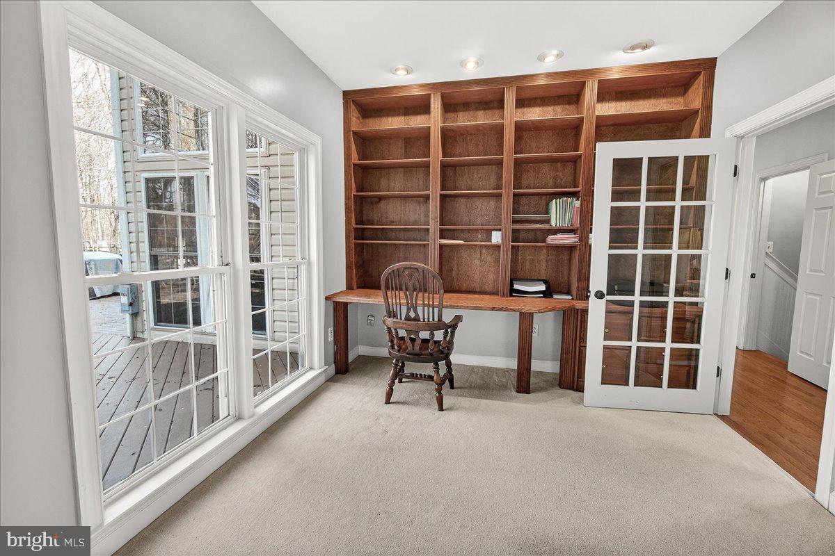 WOODS AT TAMA - Residential
