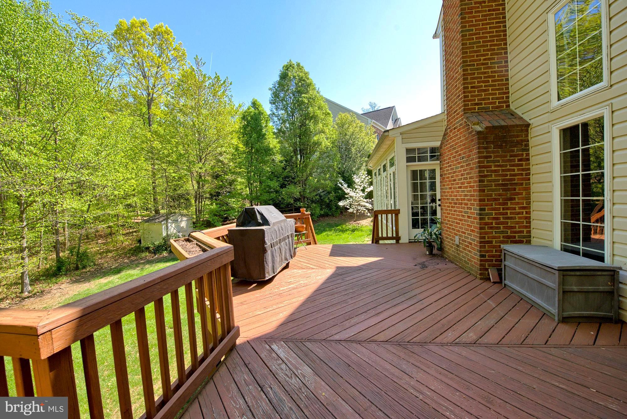 WOODS AT TAMA - Residential