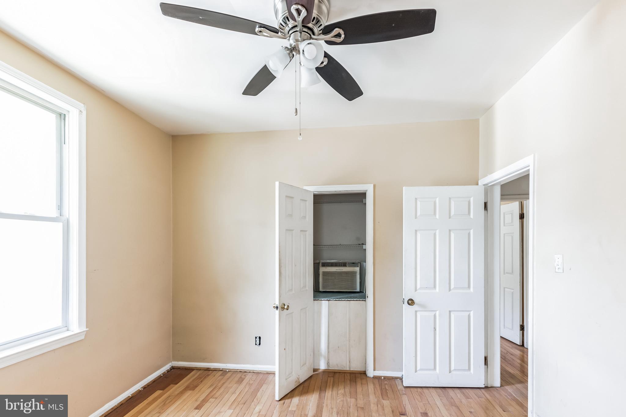 HOWARD PARK - Residential