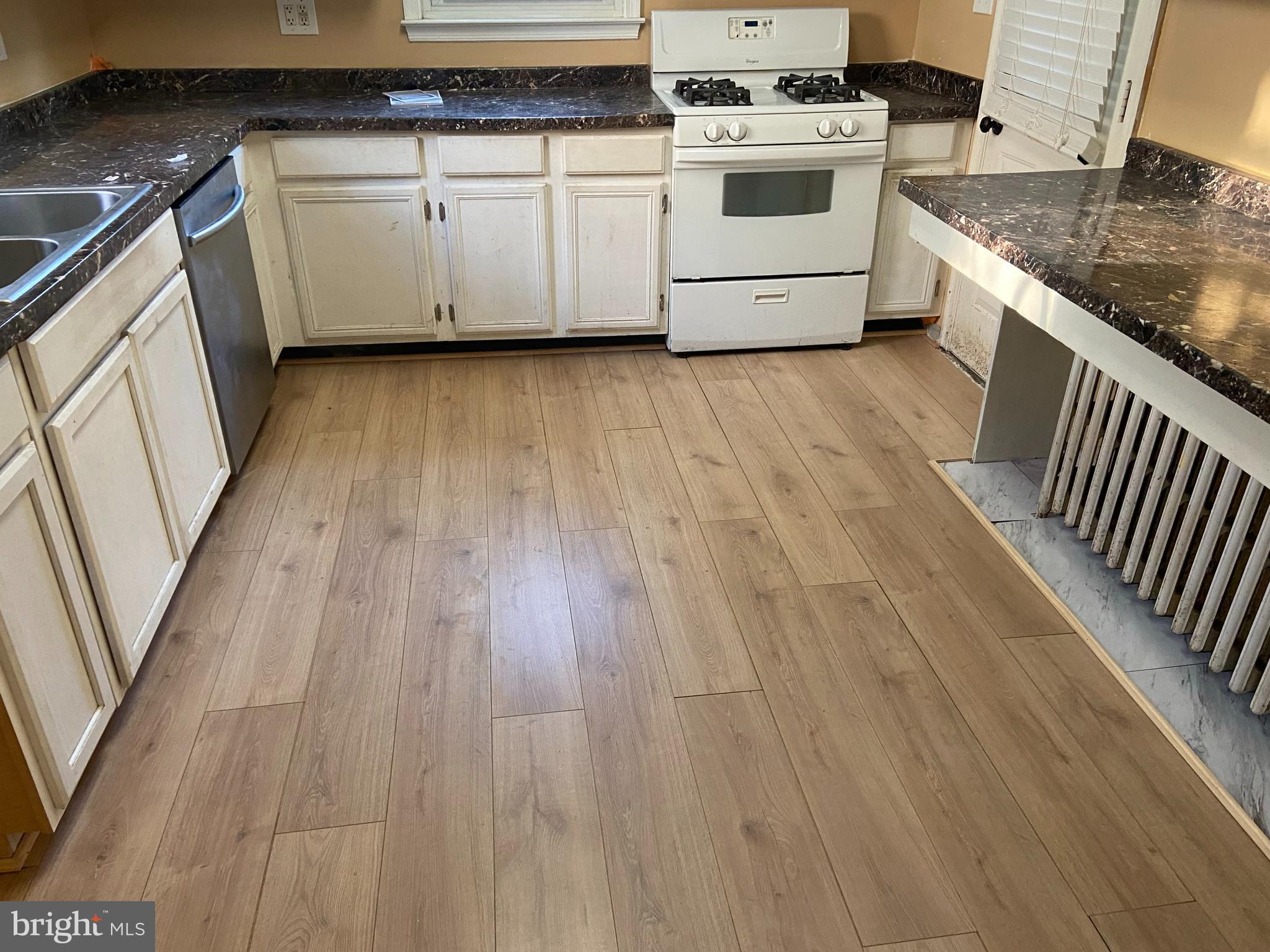 HOWARD PARK - Residential