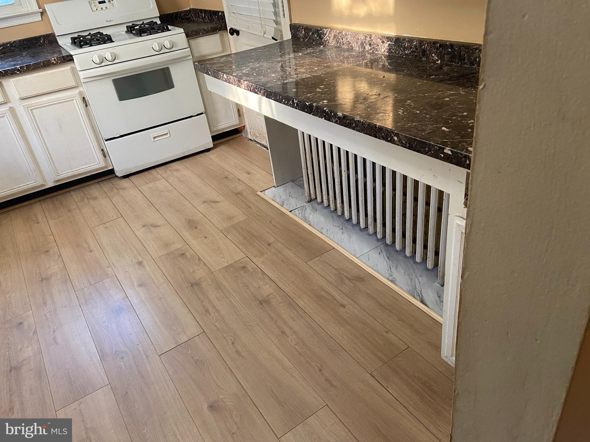 HOWARD PARK - Residential