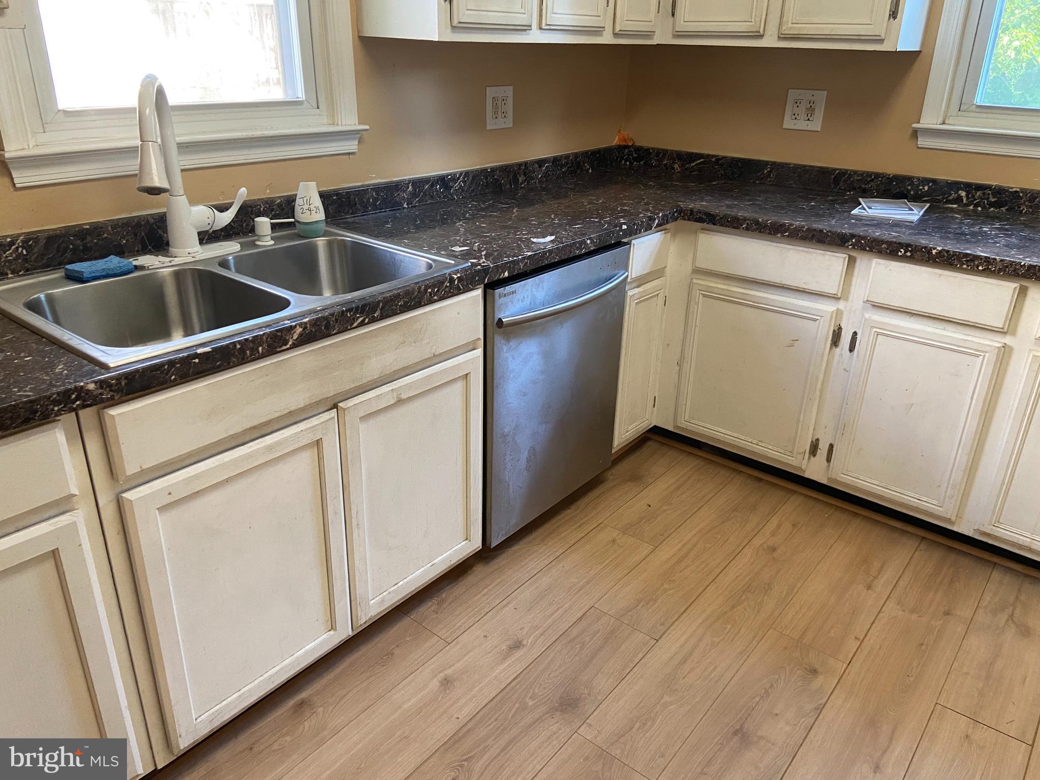 HOWARD PARK - Residential