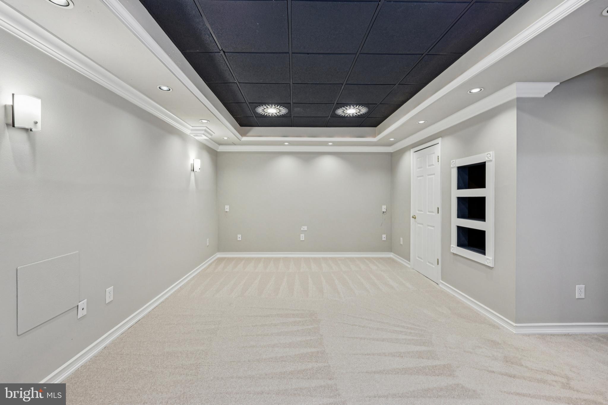 SHEFFIELD MANOR - Residential