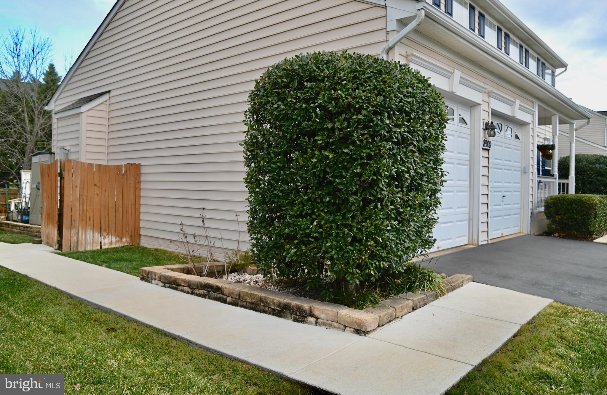 8908 EDMONSTON DRIVE