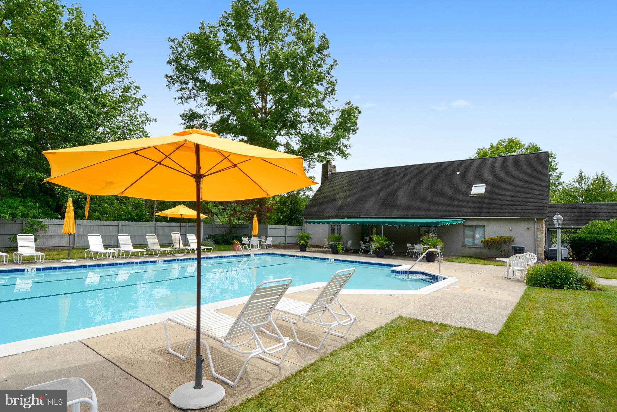 ROCKLAND - Residential