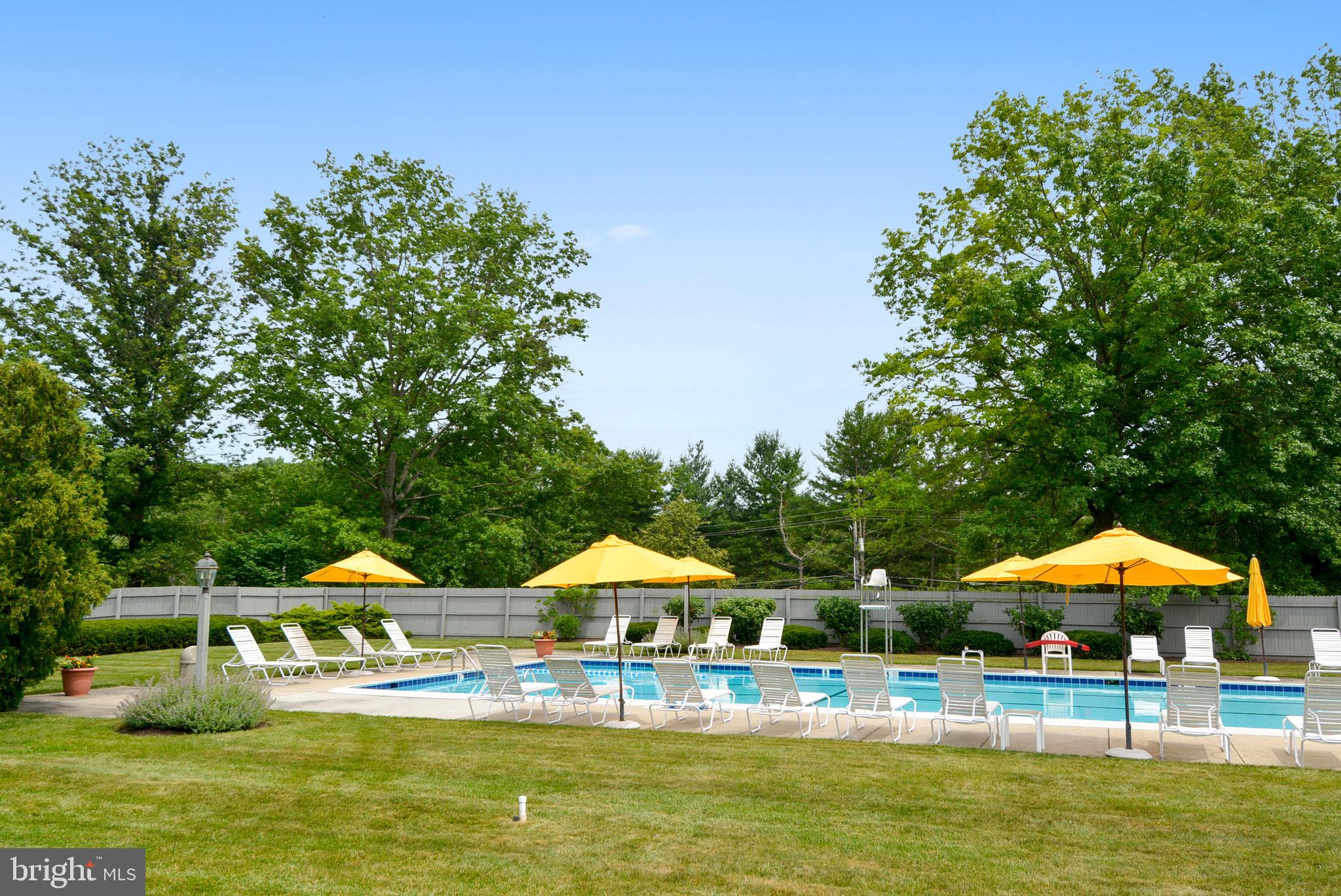 ROCKLAND - Residential