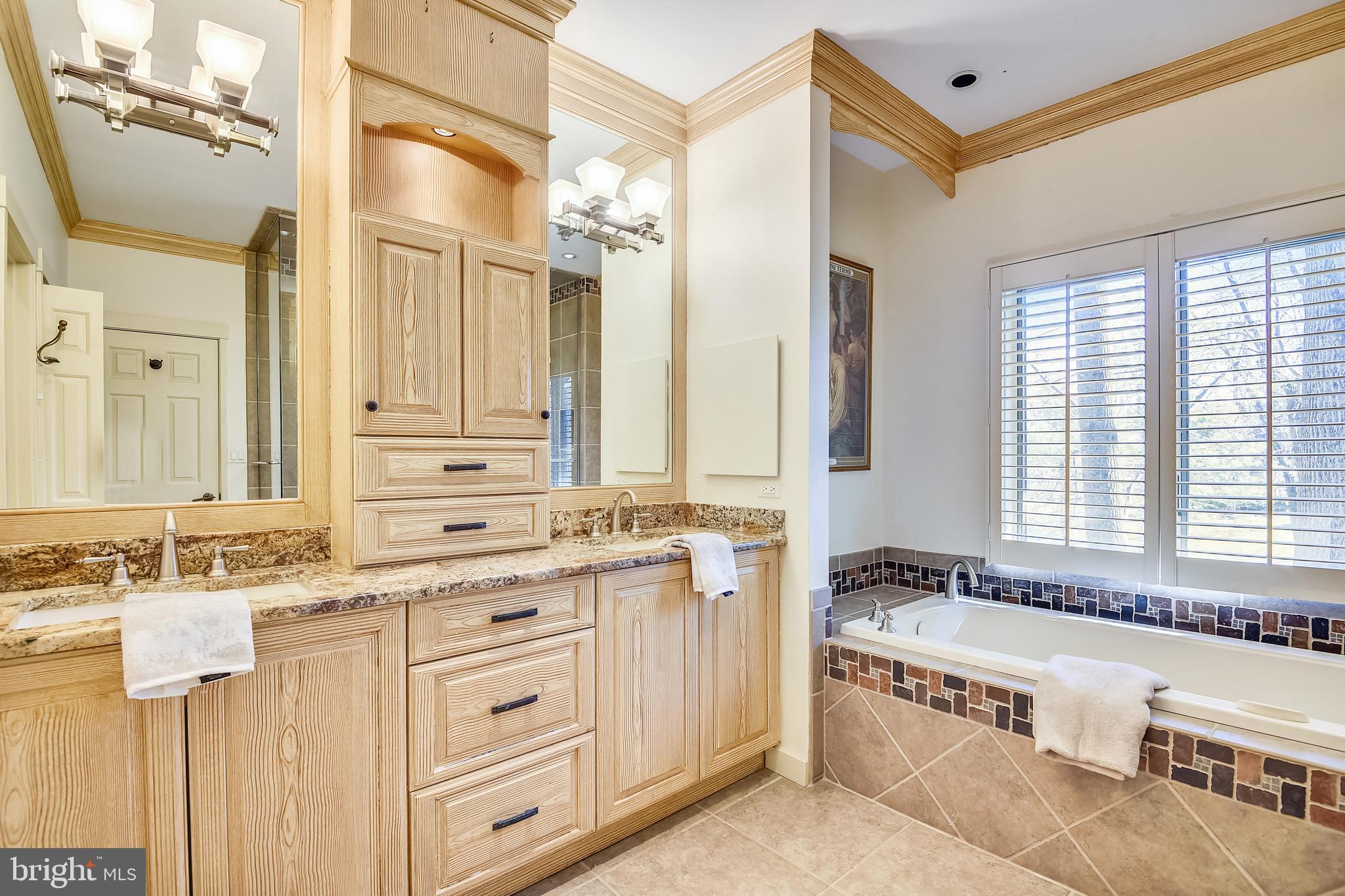 ROCKLAND - Residential