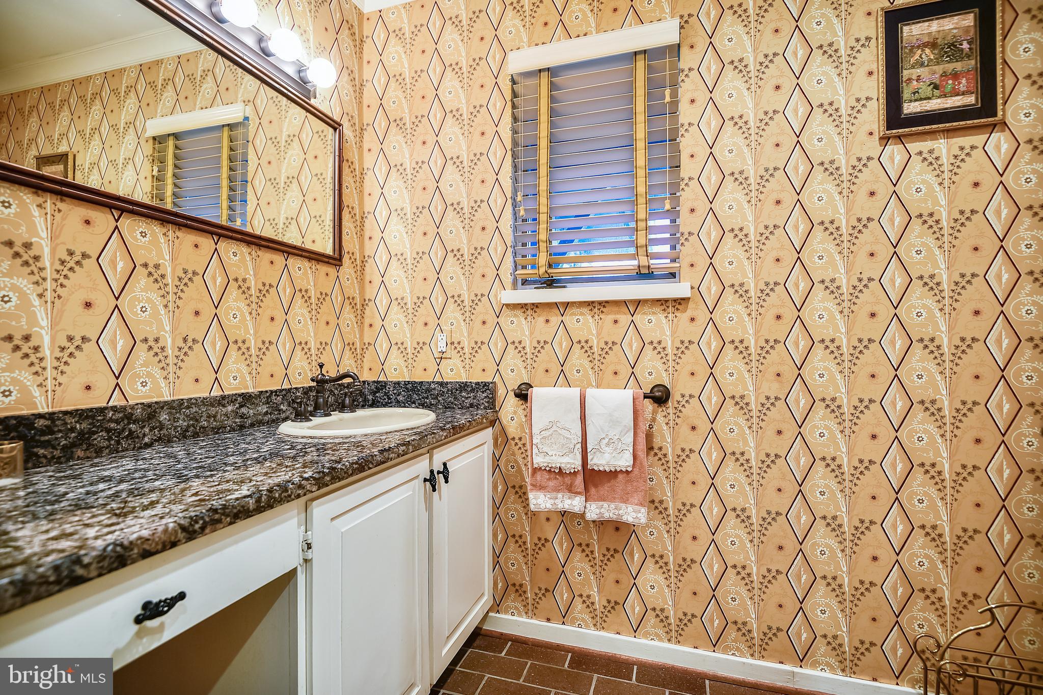 ROCKLAND - Residential