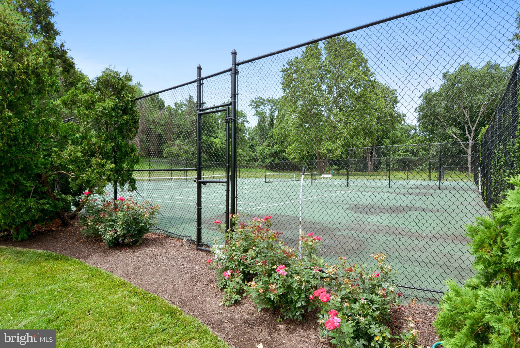 ROCKLAND - Residential