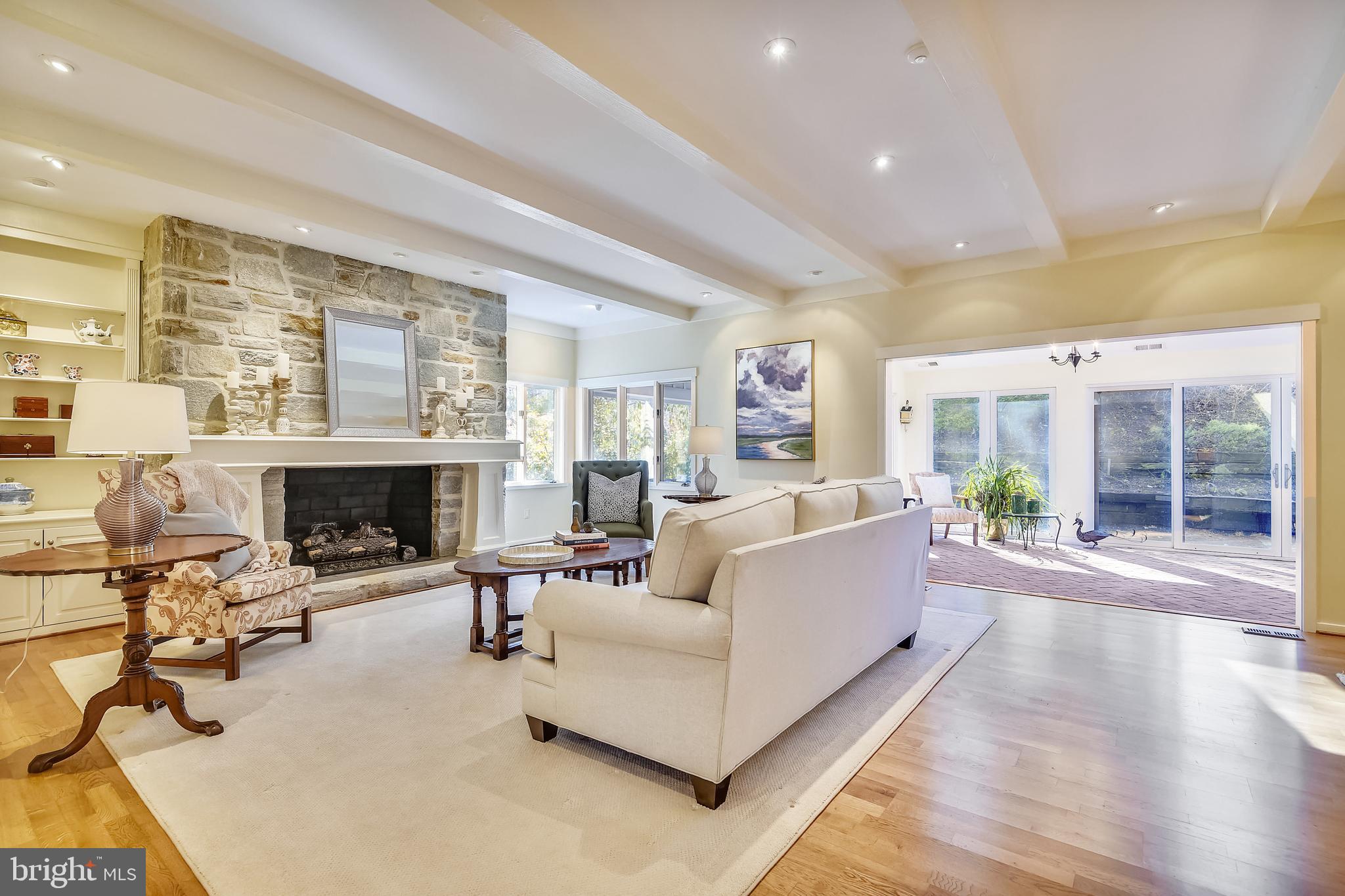 ROCKLAND - Residential