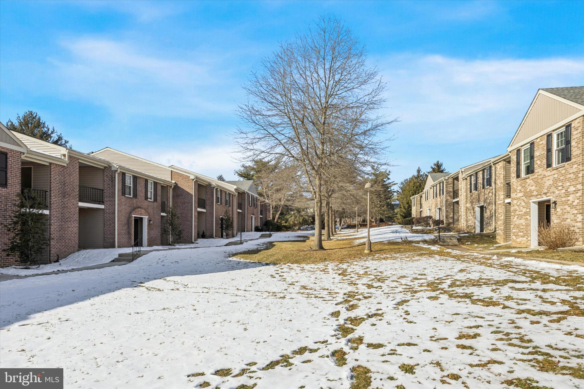 OXFORD OF BLUE BELL - Residential