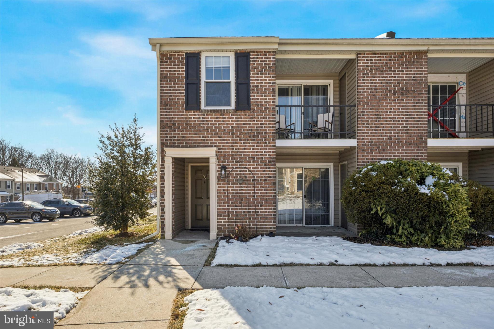 OXFORD OF BLUE BELL - Residential