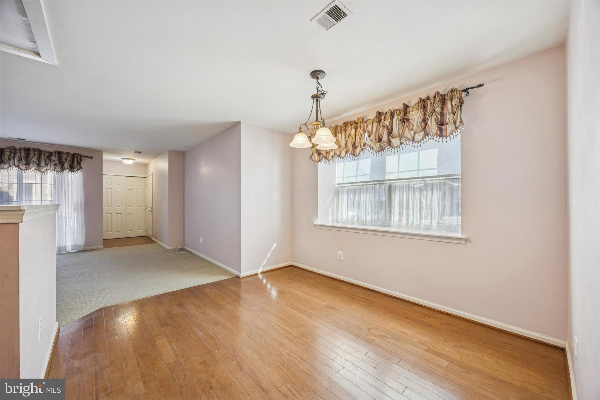 OXFORD OF BLUE BELL - Residential