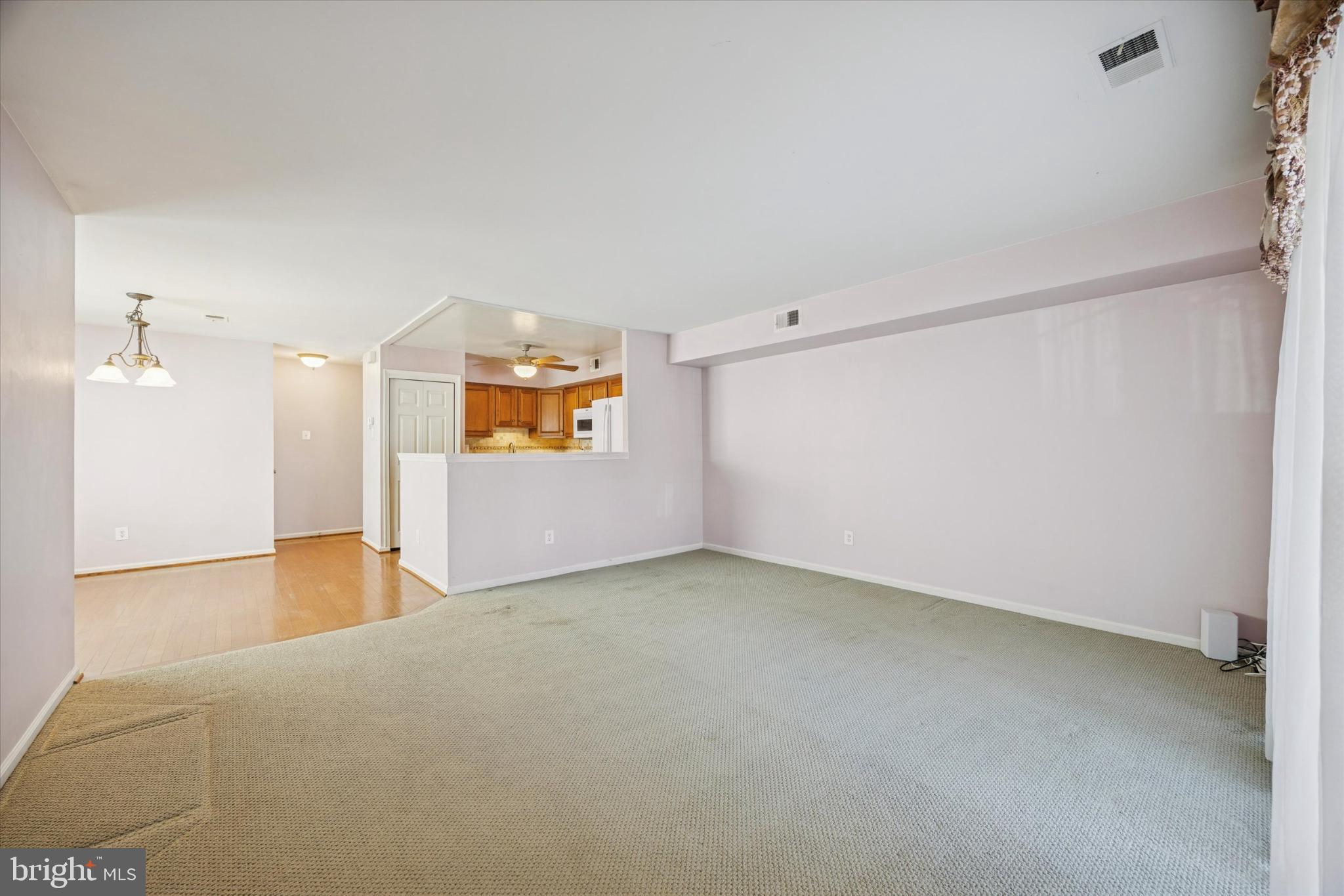 OXFORD OF BLUE BELL - Residential