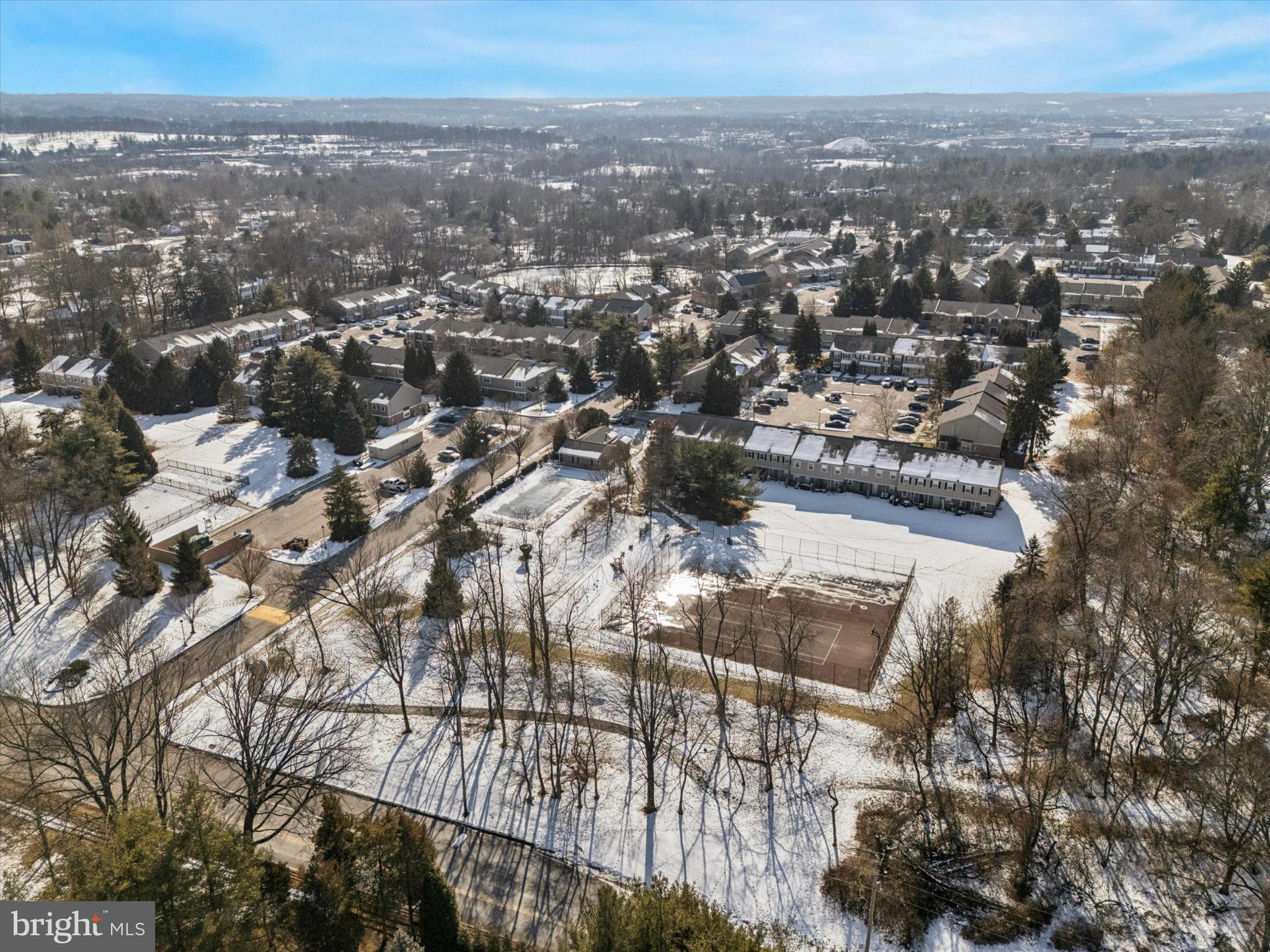 OXFORD OF BLUE BELL - Residential