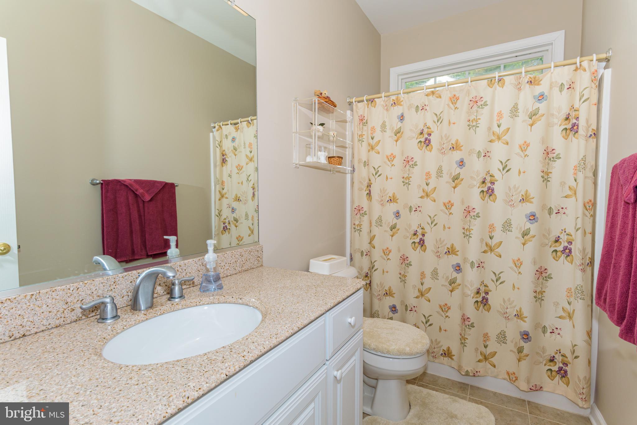 WHISPERING WOODS - Residential