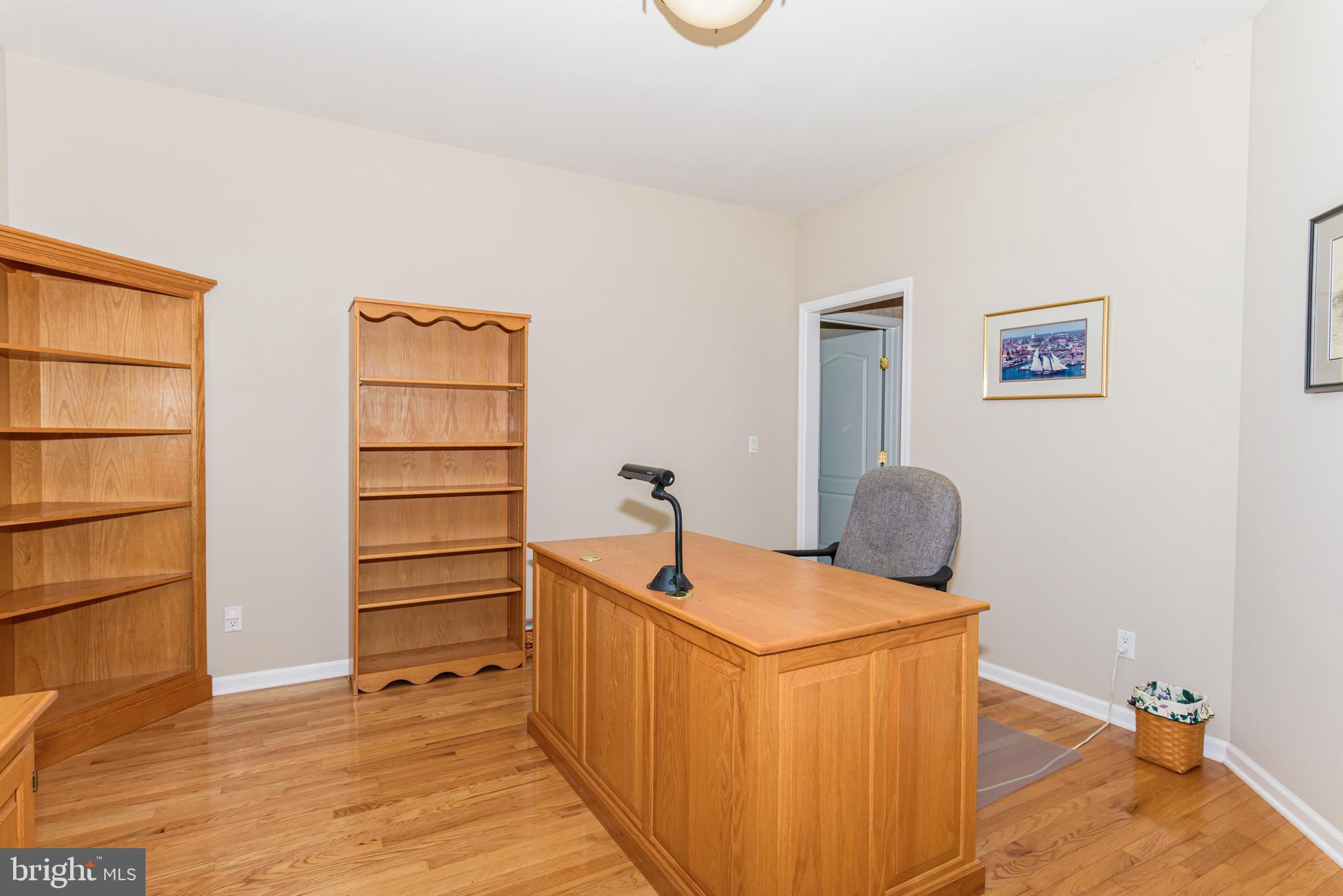 WHISPERING WOODS - Residential