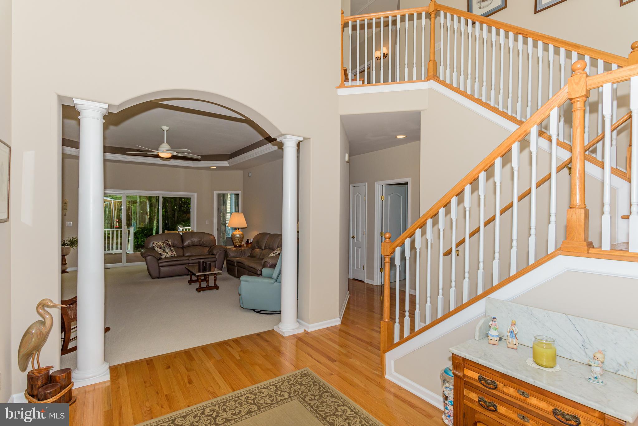 WHISPERING WOODS - Residential