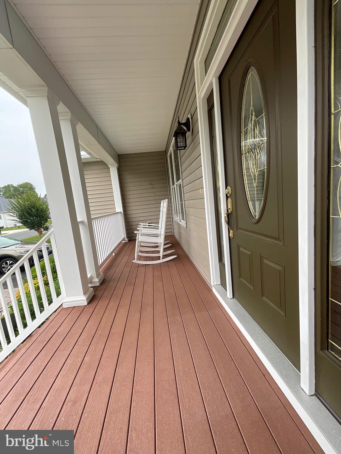 WHISPERING WOODS - Residential