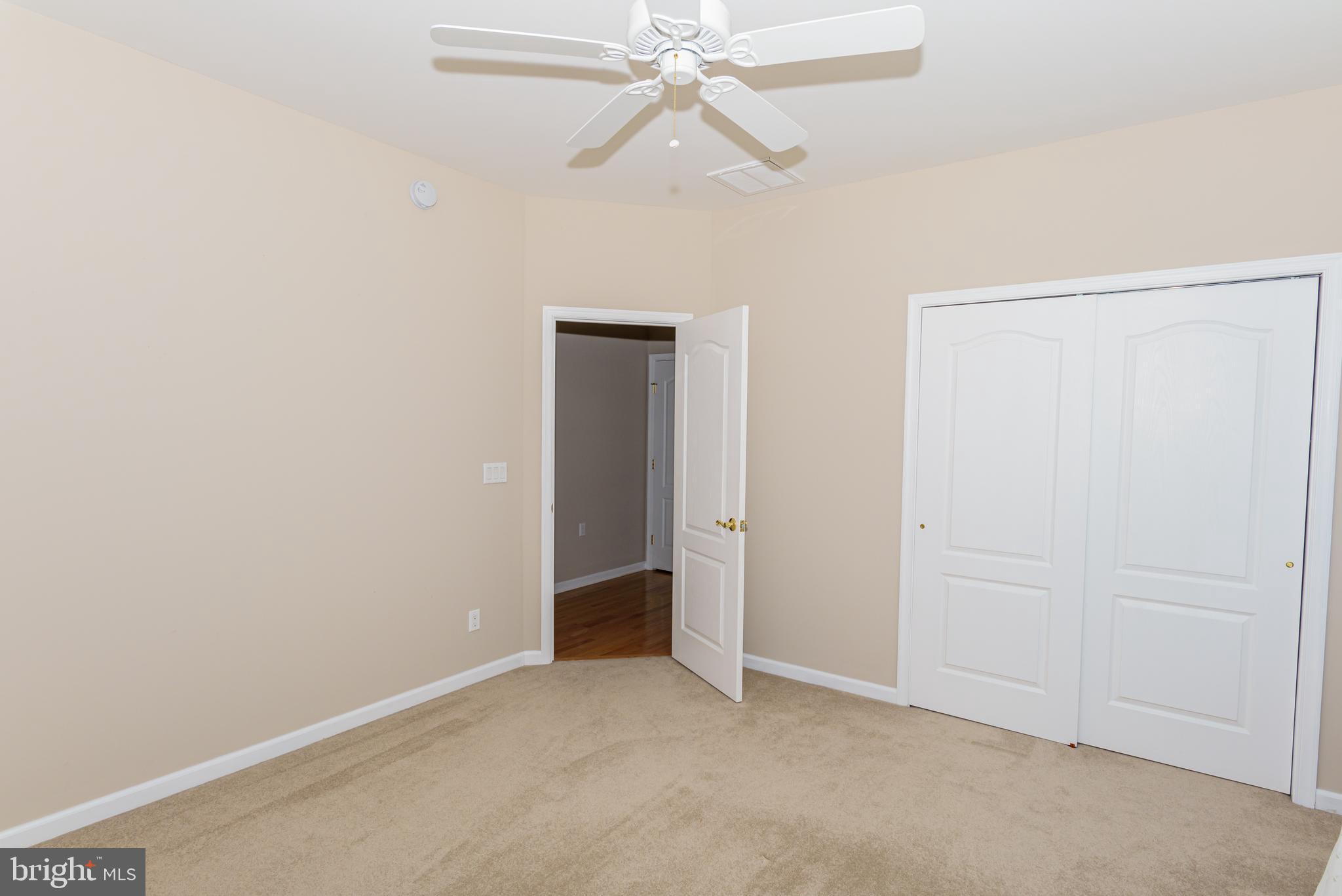 WHISPERING WOODS - Residential