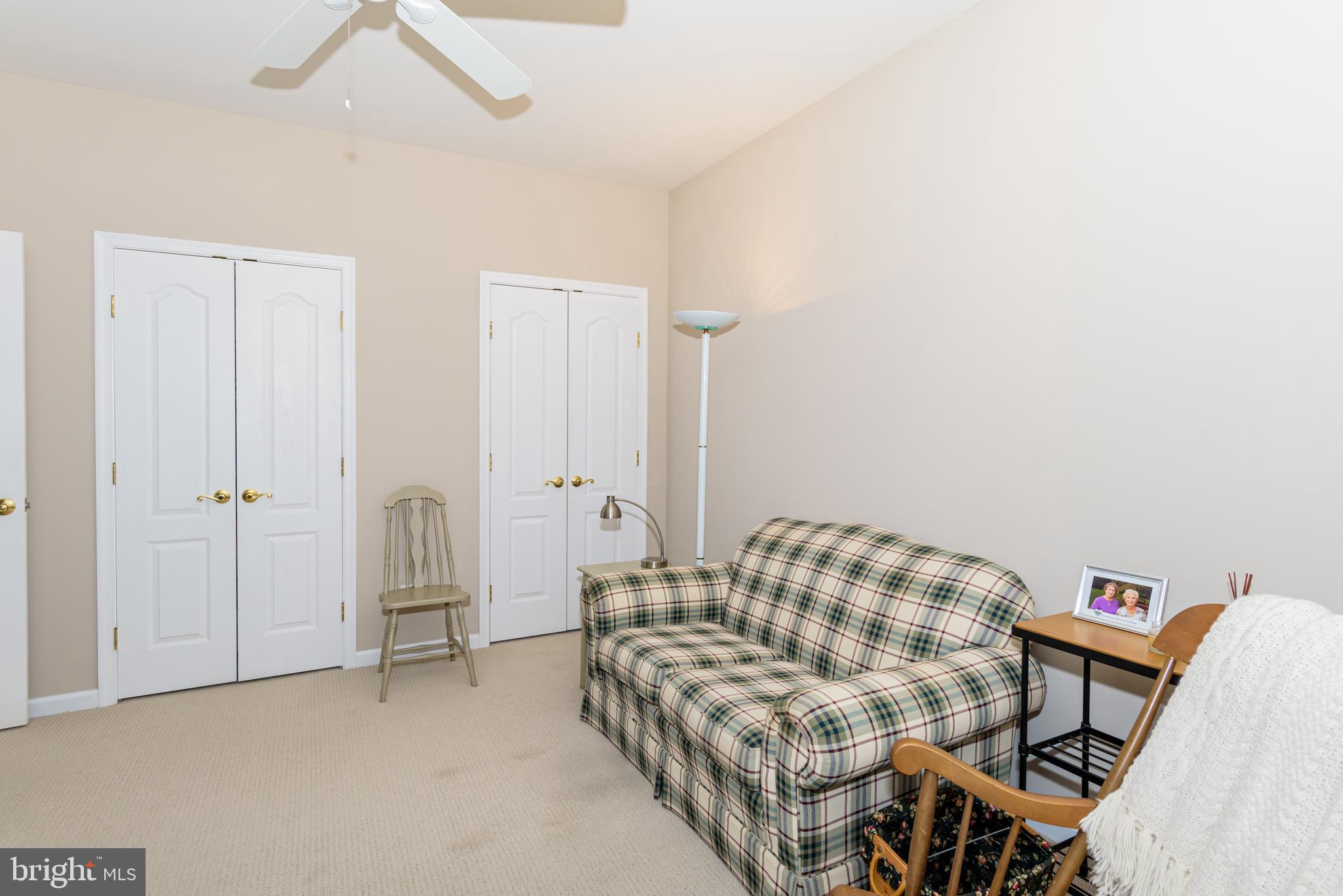 WHISPERING WOODS - Residential