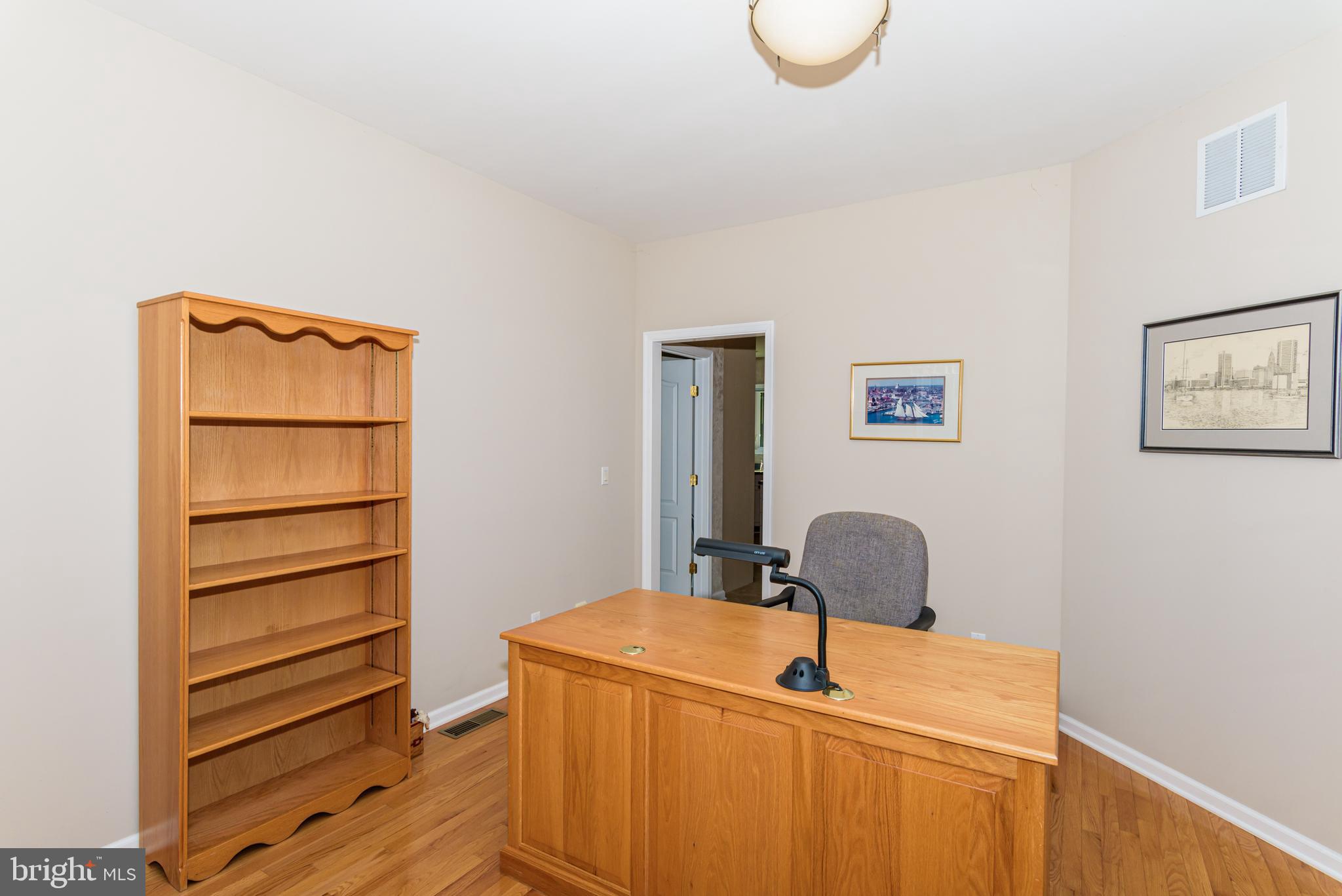 WHISPERING WOODS - Residential