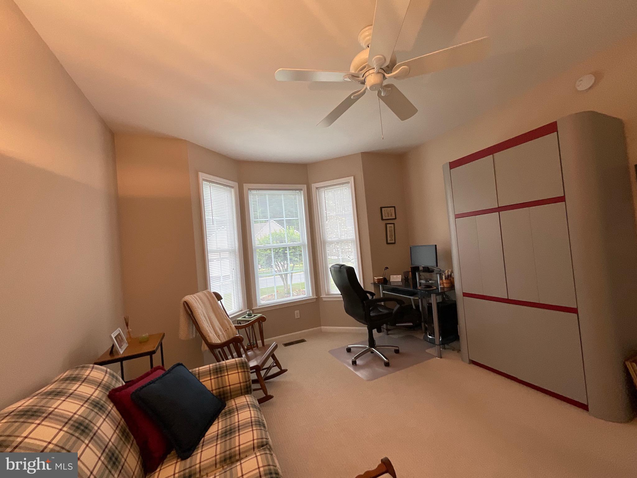 WHISPERING WOODS - Residential